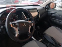 میتسوبیشی L200